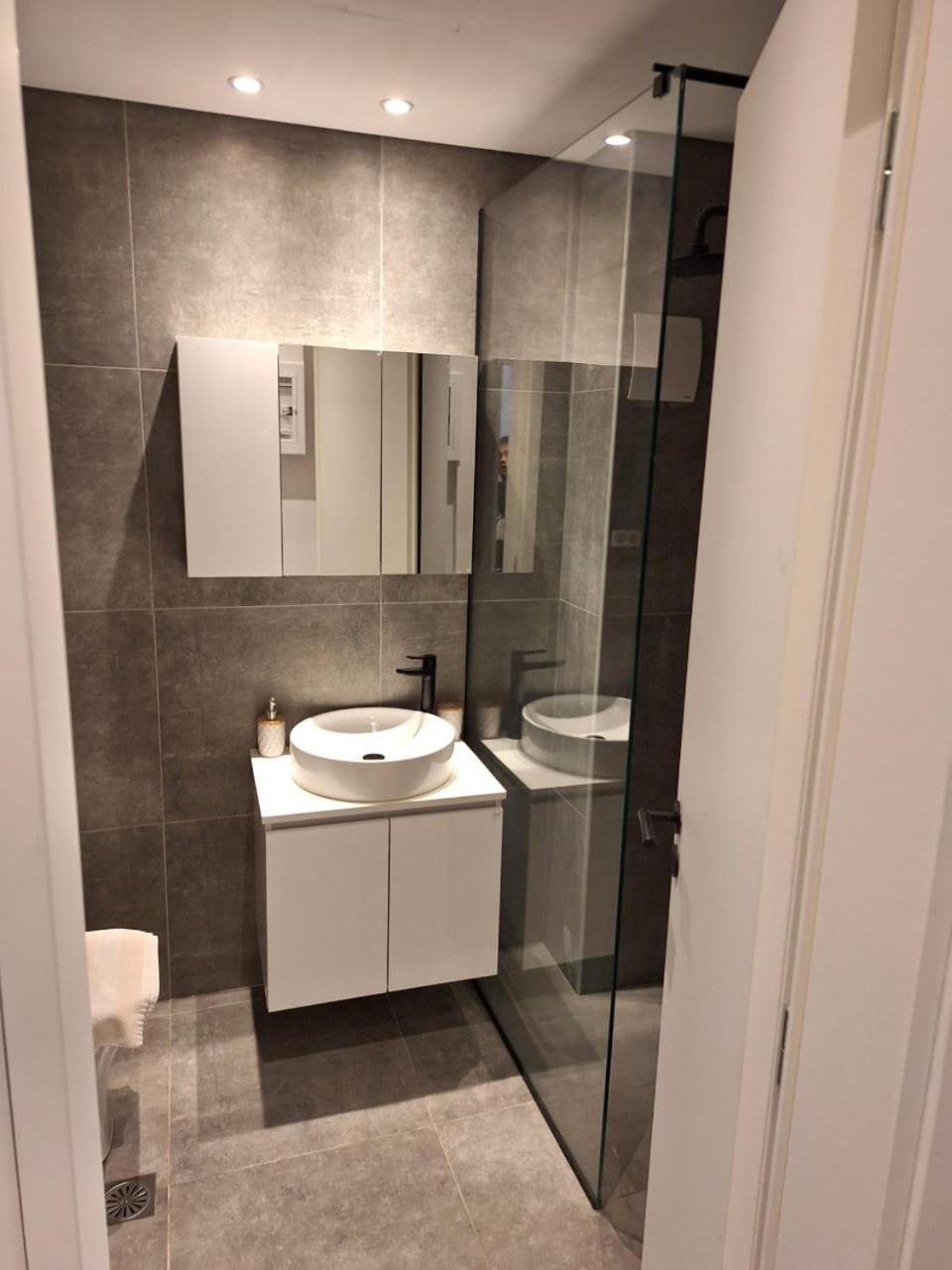 Stay Now, 600M From Acropolis Aten Exteriör bild