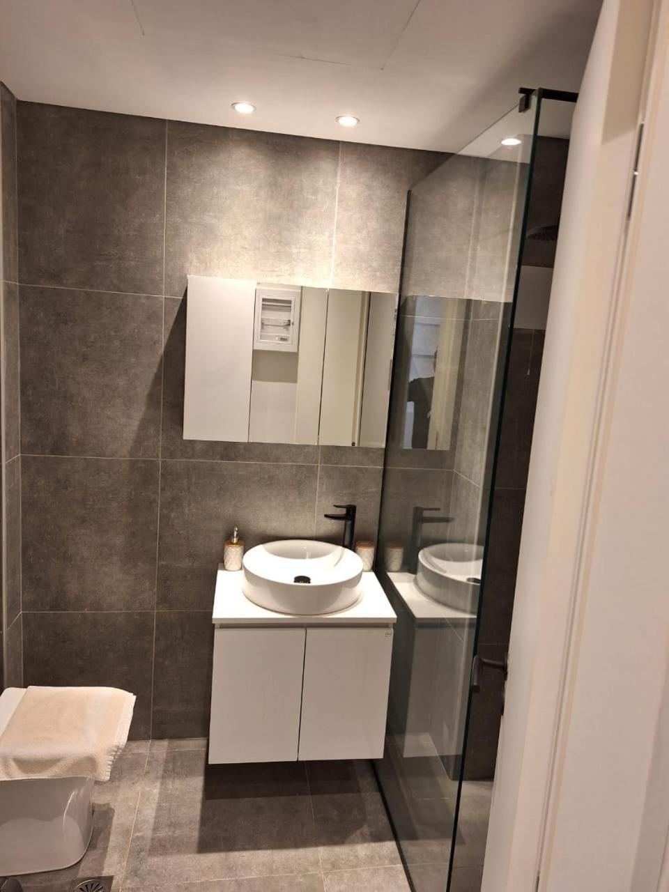 Stay Now, 600M From Acropolis Aten Exteriör bild
